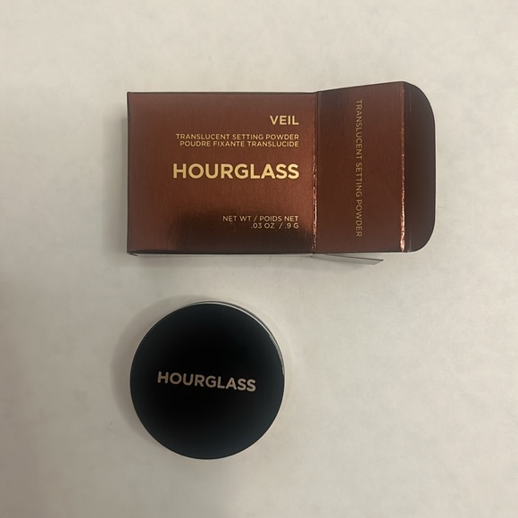 Hourglass mini setting powder translucent - Picture 2 of 2